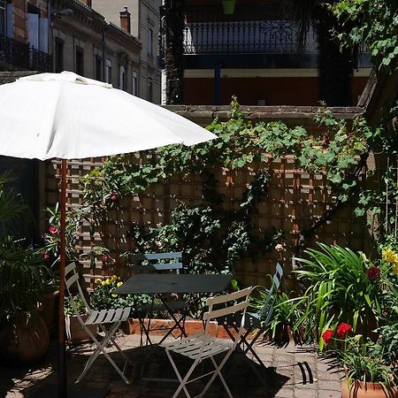 Les Loges Des Chalets Toulouse Exterior foto