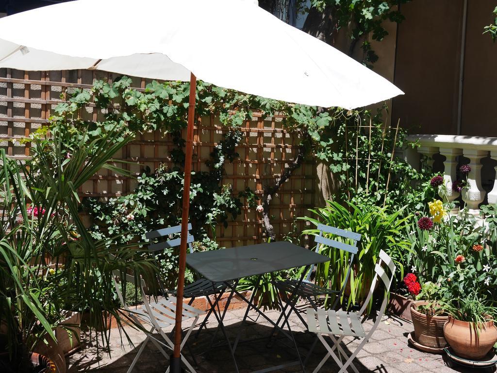 Les Loges Des Chalets Toulouse Exterior foto